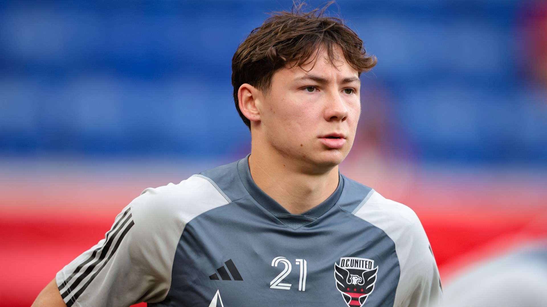 引了成千上 引了成千上